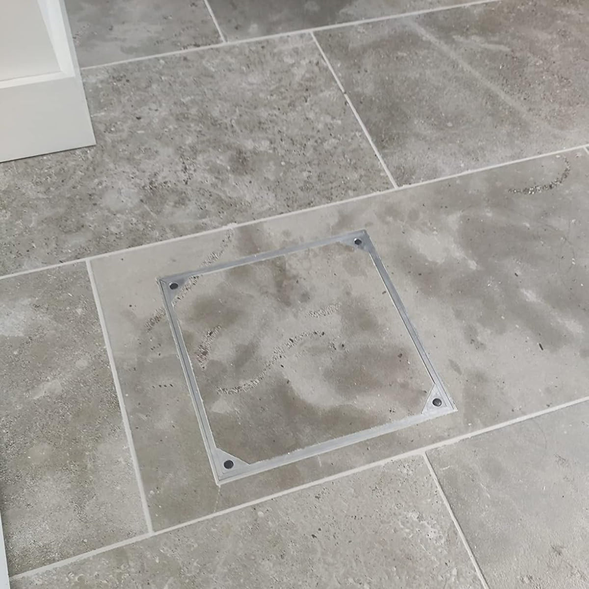 Triple Sealed Aluminium Recessed Manhole Cover 60mm Multiple Sizes