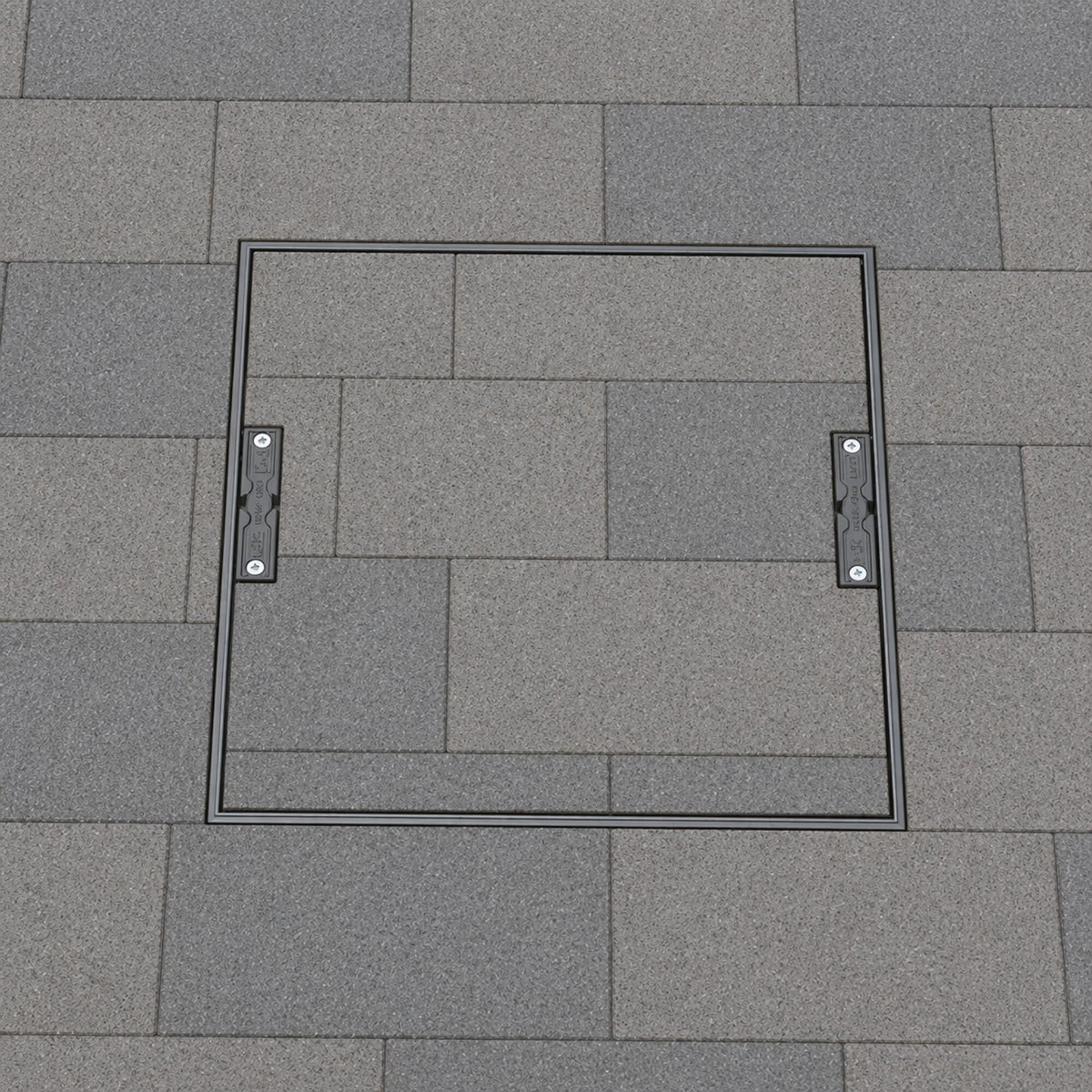 450mm Square to Round Sealed & Locking Recessed Manhole Cover