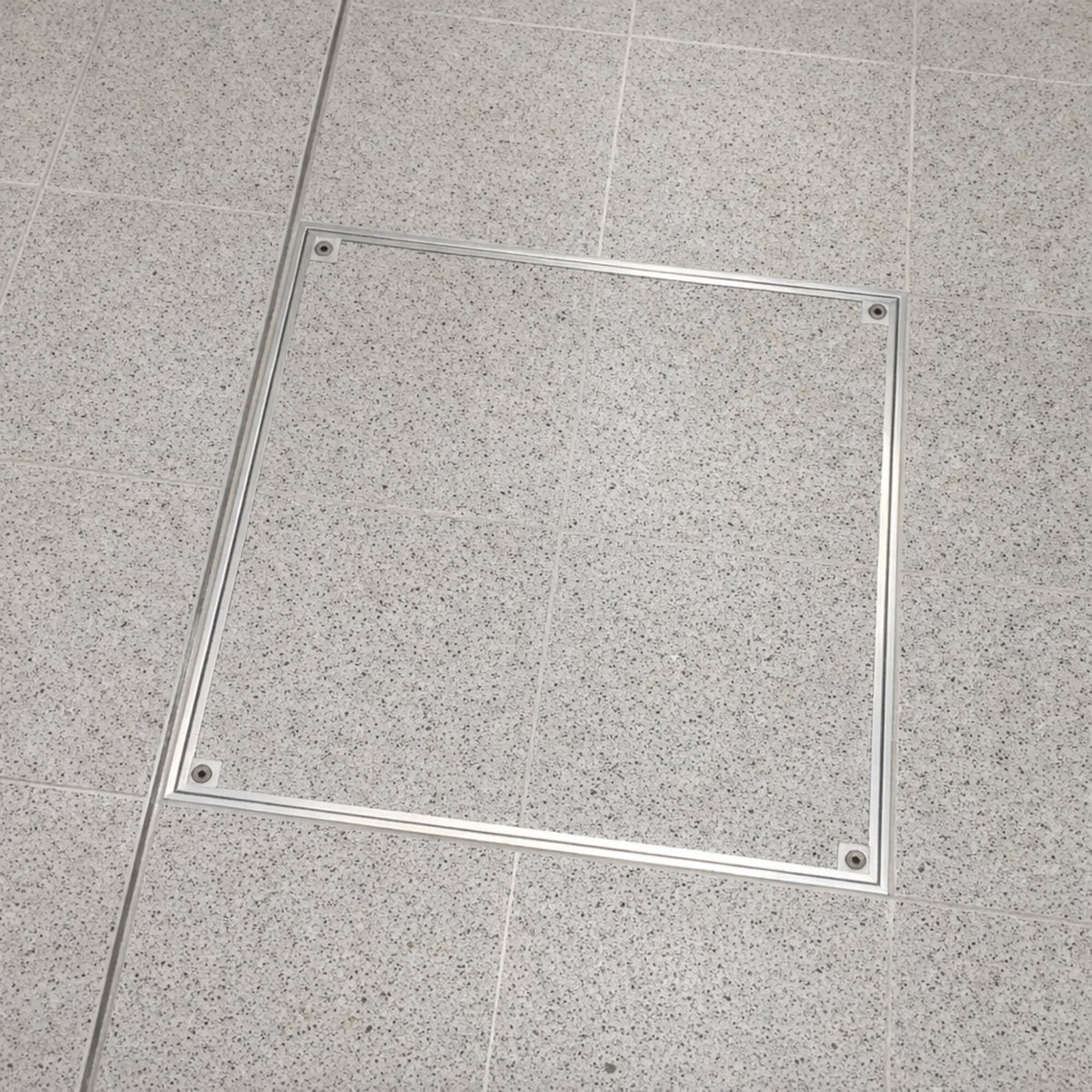 750 x 750mm Sealed & Locking Recessed Manhole Cover