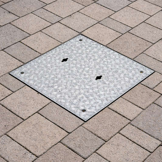600 x 600mm Plain Seated Solid Top Manhole Cover