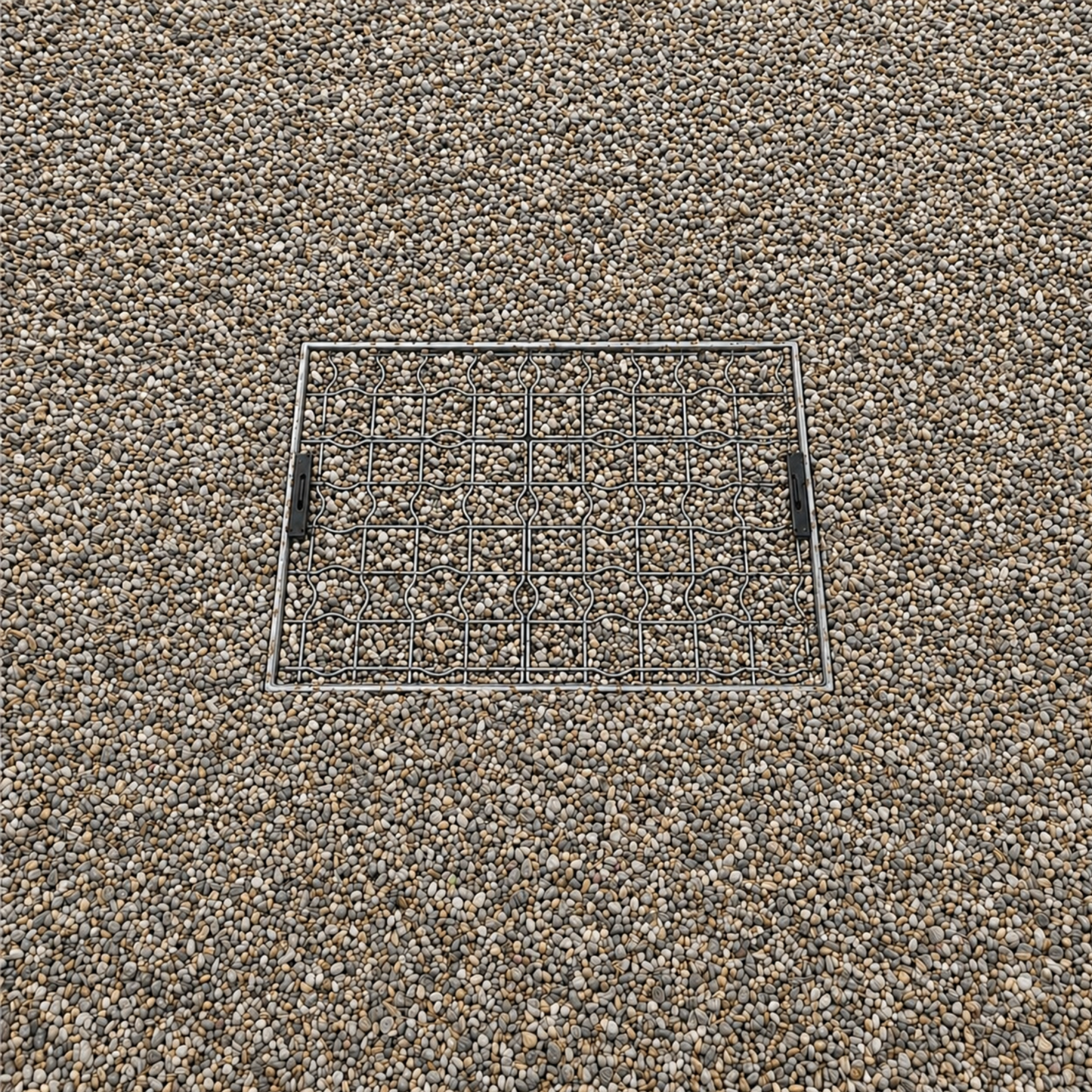 300 x 300mm Grass & Gravel Recessed Manhole Cover 3.5 Tonne