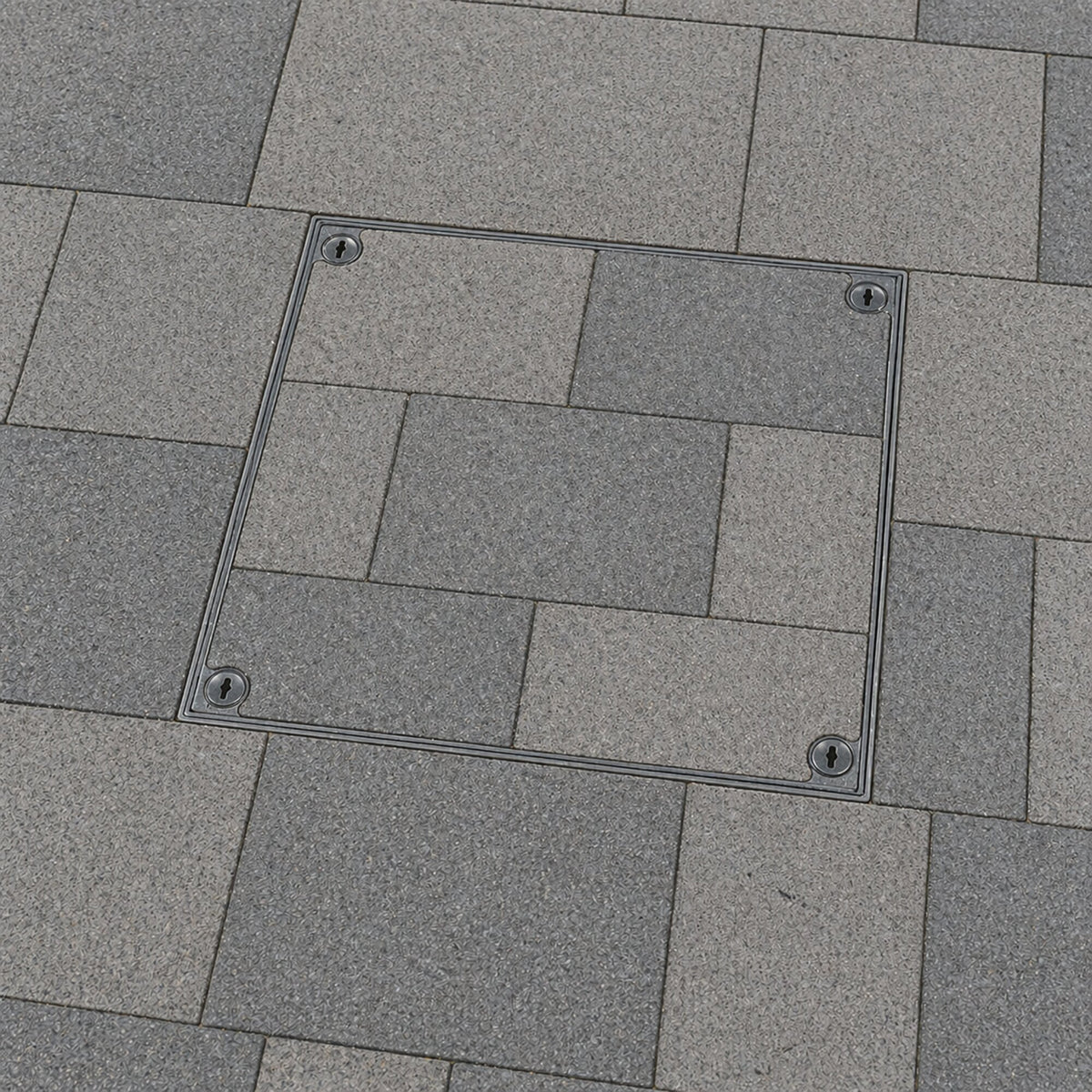 600 x 600mm Sealed & Locking Recessed Manhole Cover